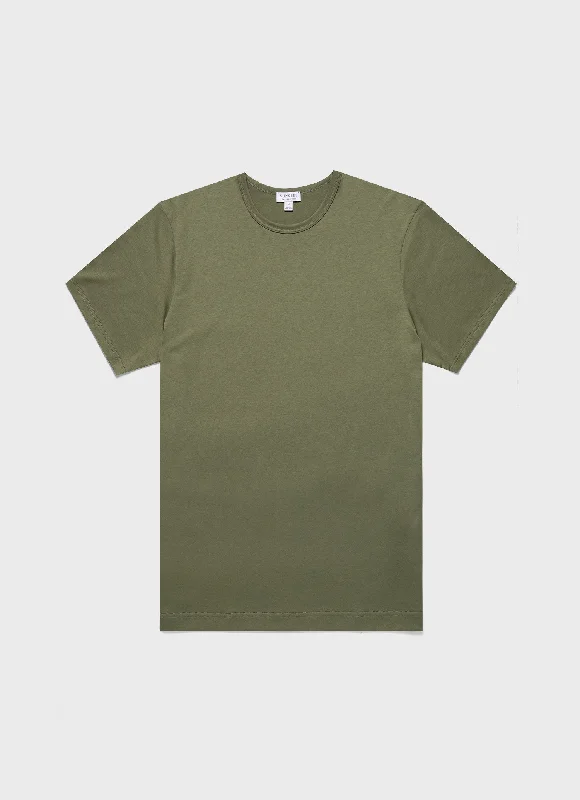 T-Shirt-Travel-Men's Classic T-shirt in Moss Green