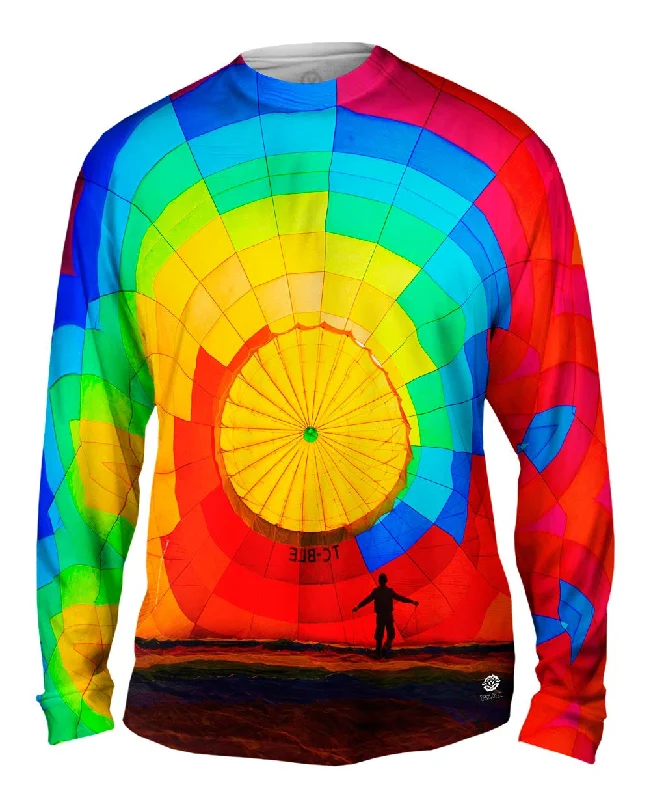 Long-Sleeve-Athletic-Hot Air Balloon Inflating