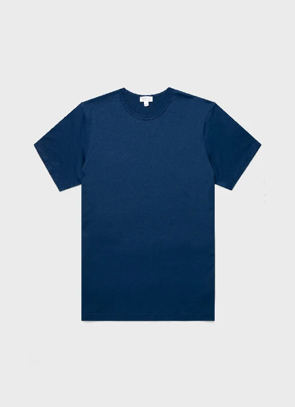 T-Shirt-Movie-Theme-Men's Classic T-shirt in Naval Blue